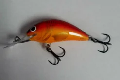 Big Eye Spinnerbaits Exclusive Mud Runner Salmo Hornet Size 4 Hard Baits